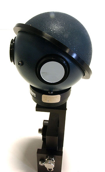 https://www.keySurplus.com/clientresources/107/108/08/1008/170201-4-Labsphere-Integrating-Sphere-with-Tilt-Stand-Detail-5.jpg