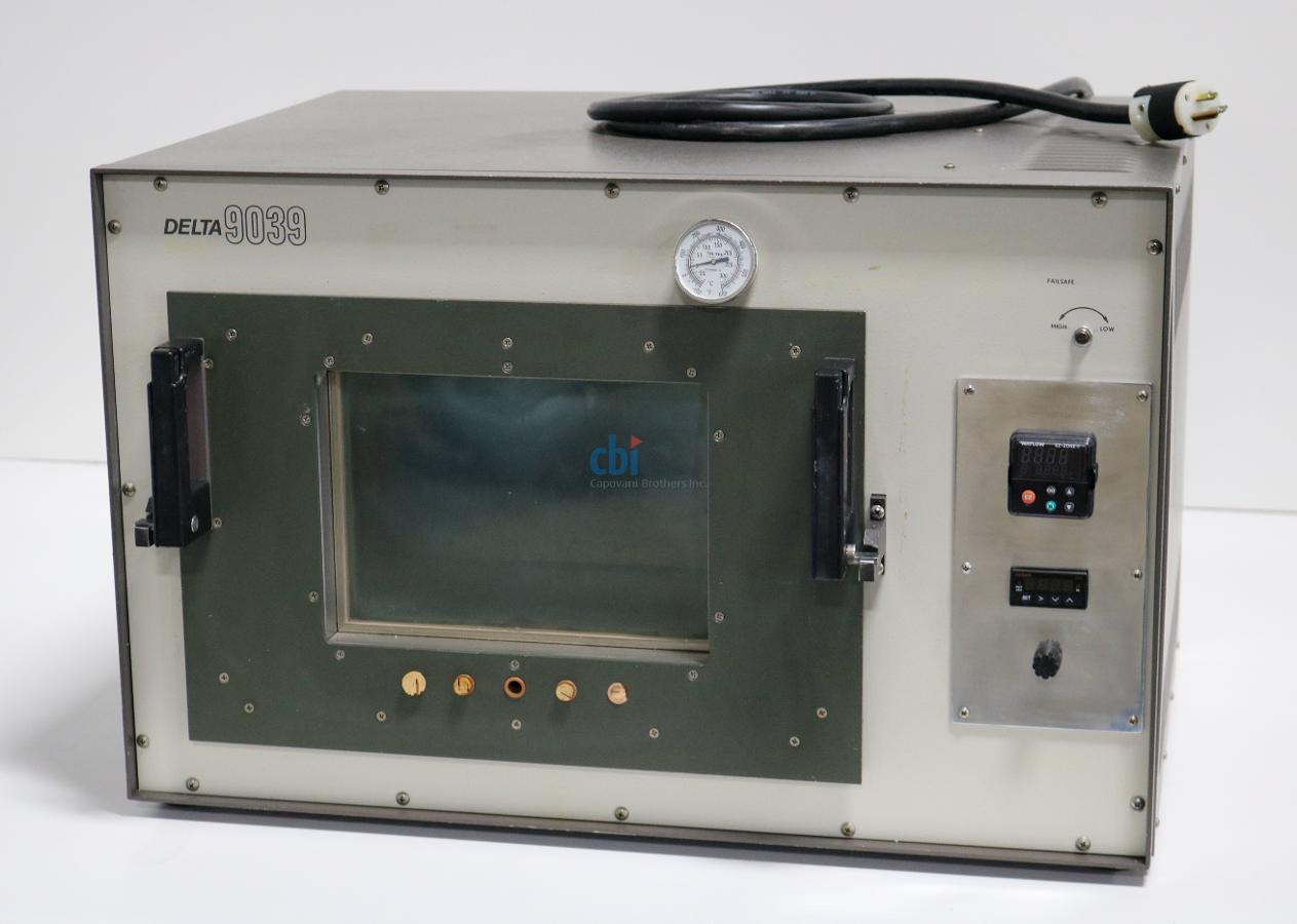 https://www.keySurplus.com/clientresources/107/108/45/1245/212155-a-Delta-Design-9039-LN2-Temperature-Chamber-001.jpg