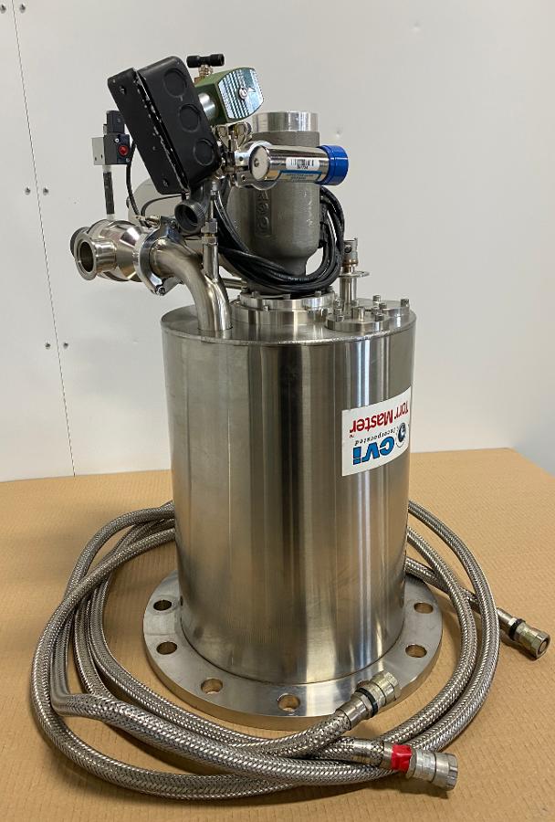 https://www.keySurplus.com/clientresources/107/108/46/146/236693-7-CVI-TM-250-Cryogenic-Vacuum-Pump-and-CBT6.0-Compressor8.jpg