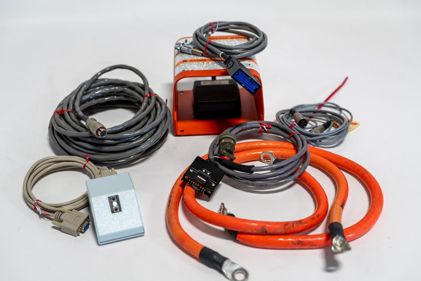 https://www.keySurplus.com/clientresources/107/108/47/547/207686-9-Miyachi-Unitek-IS-120B-Resistance-Spot-Welding-System-10.jpg