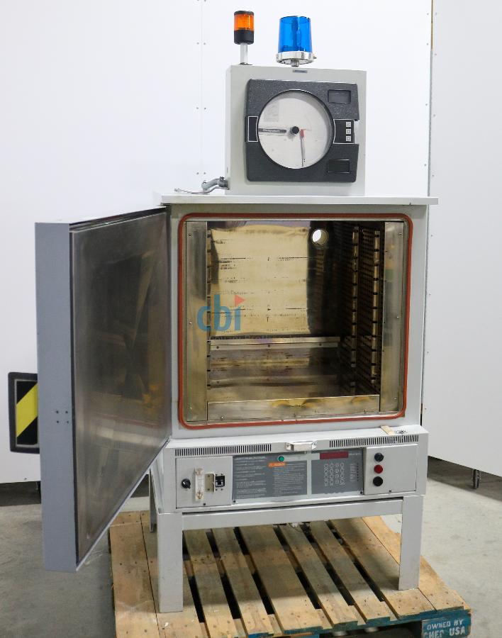 https://www.keySurplus.com/clientresources/107/108/50/350/200768-5-Despatch-LAC1-67-4-Mechanical-Convection-Oven-6.jpg