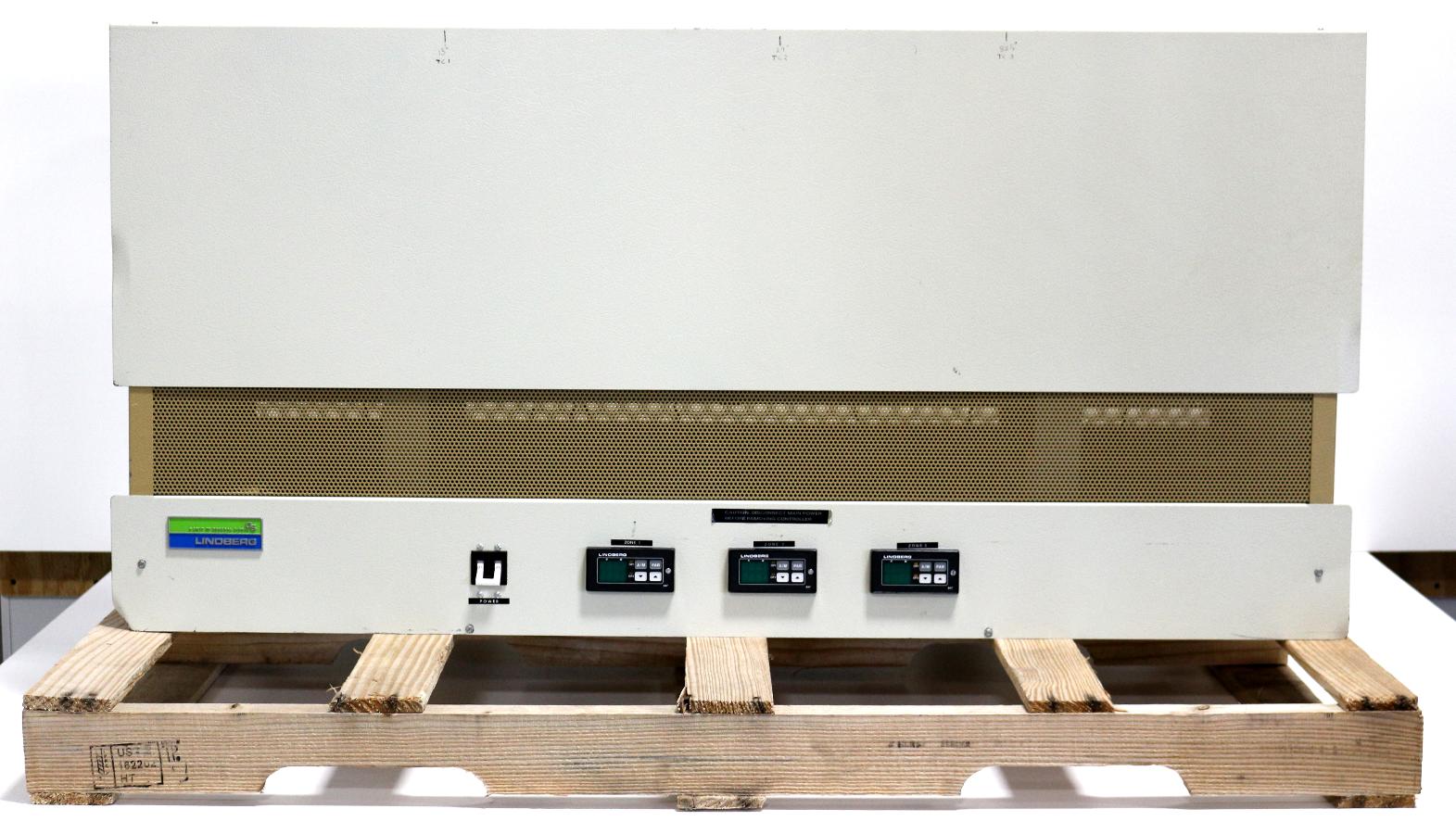 LINDBERG TUBE FURNACE 1100 C