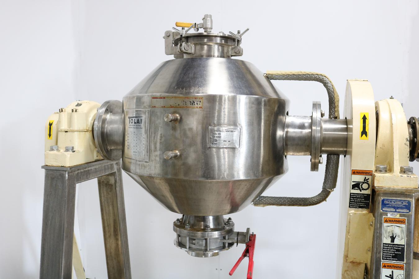https://www.keySurplus.com/clientresources/107/108/70/570/195973-1-Tolan-Machinery-Double-Cone-Vacuum-Dryer-2.jpg