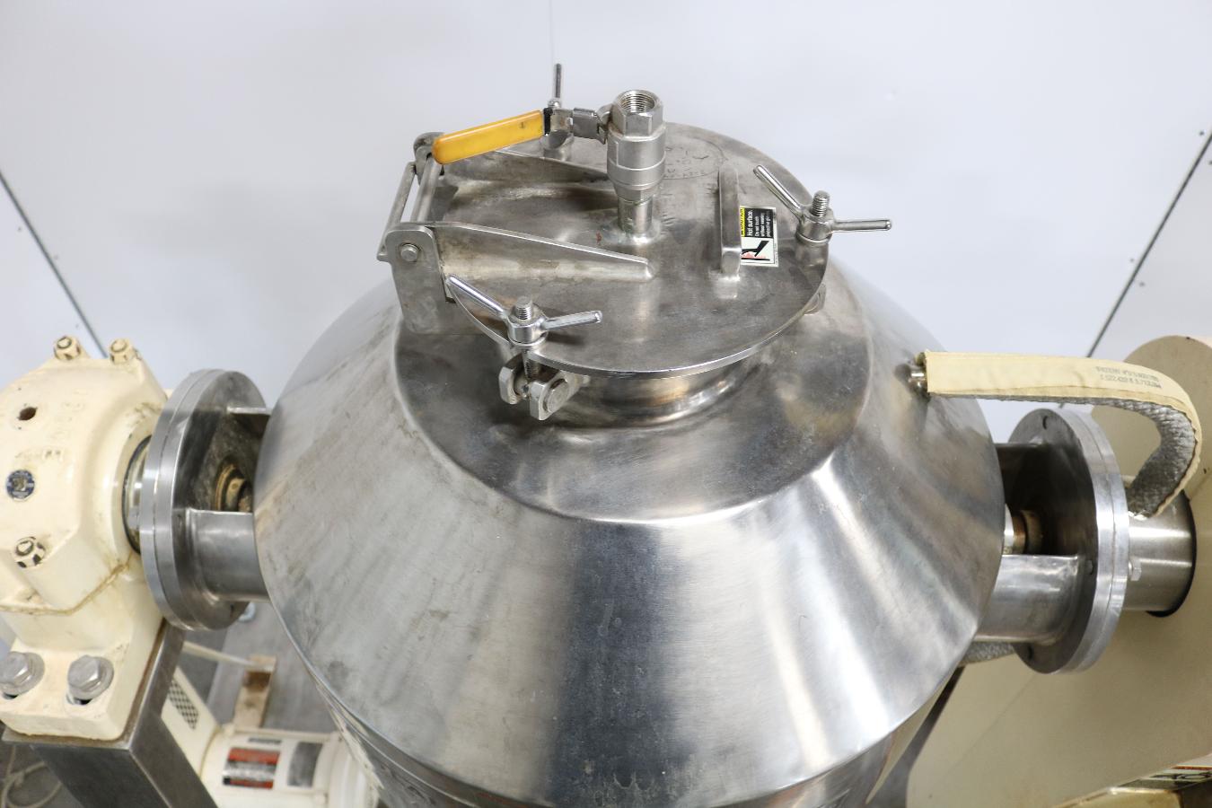 https://www.keySurplus.com/clientresources/107/108/70/570/195973-9-Tolan-Machinery-Double-Cone-Vacuum-Dryer-10.jpg