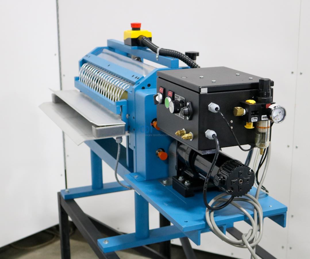 https://www.keySurplus.com/clientresources/107/108/70/77570/215340-9-Schaefer-Size-18-Smoothing-Press-010.jpg