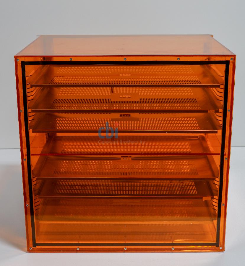 https://www.keySurplus.com/clientresources/107/108/72/572/203301-5-Terra-Universal-Inc.-1962-00-Two-Compartment-Dry-Box-6.jpg