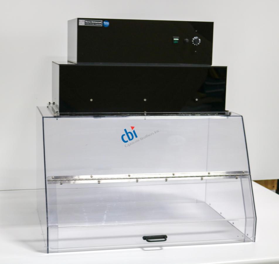 https://www.keySurplus.com/clientresources/107/108/77/577/207355-1-Terra-Universal-1688-13-Laminar-Flow-Blower-Fume-Hood-2.jpg