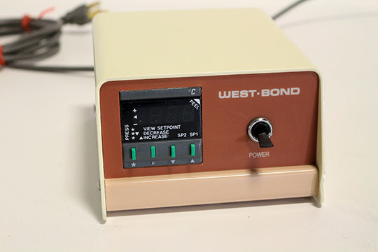 https://www.keySurplus.com/clientresources/107/108/81/76581/181804-10-West-Bond-7600B-Manual-Wedge-Bonder-11.jpg