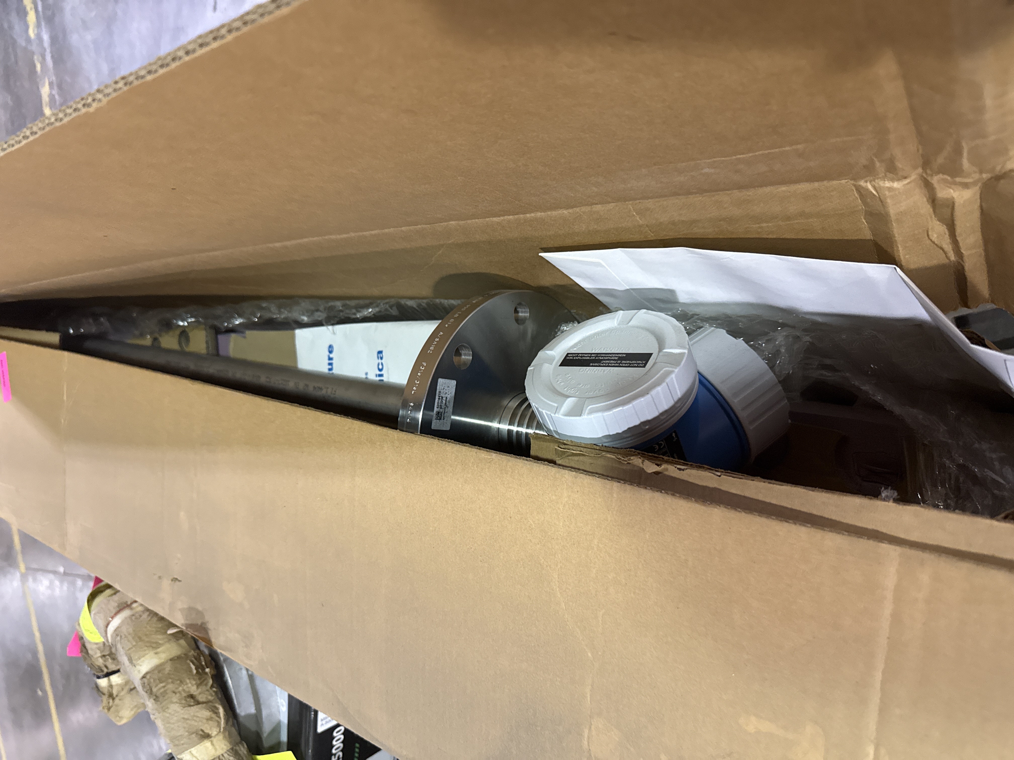 Radar Level Transmitter for Industrial Applications