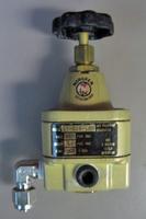 https://www.keySurplus.com/clientresources/65489/65493/03/92603/135358-a-O060-Norgren-11-018-100-Air-Pressure-Regulator.jpg