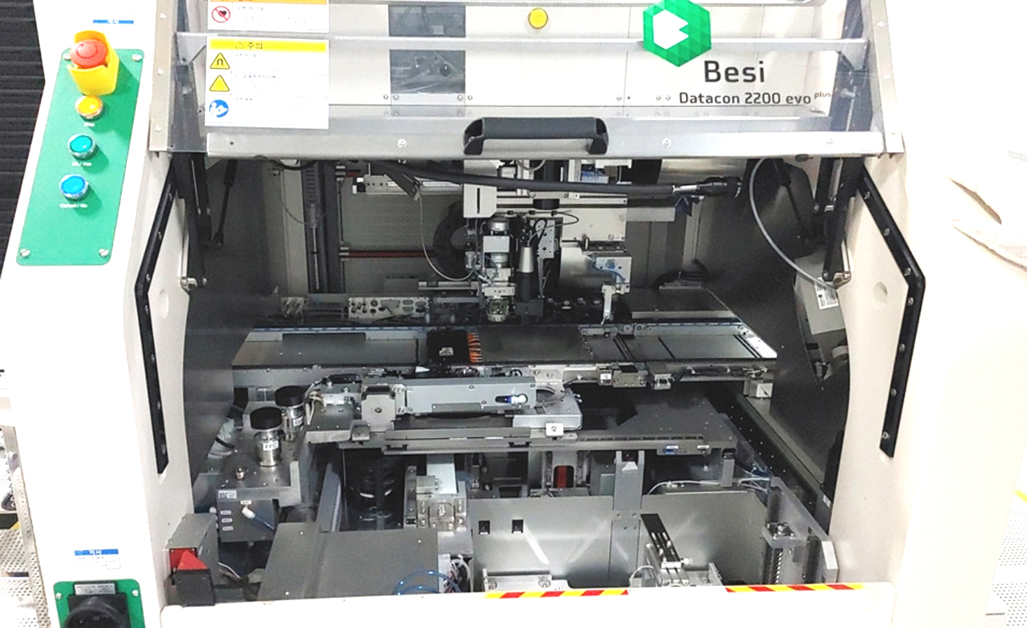 https://www.keySurplus.com/clientresources/65489/65493/78/76578/255414-2-Besi_Datacon2200evo-2.jpg