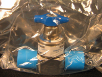 https://www.keySurplus.com/clientresources/65489/65493/80/92580/96313-a_D268_Parker-_ss_Valve_new.jpg