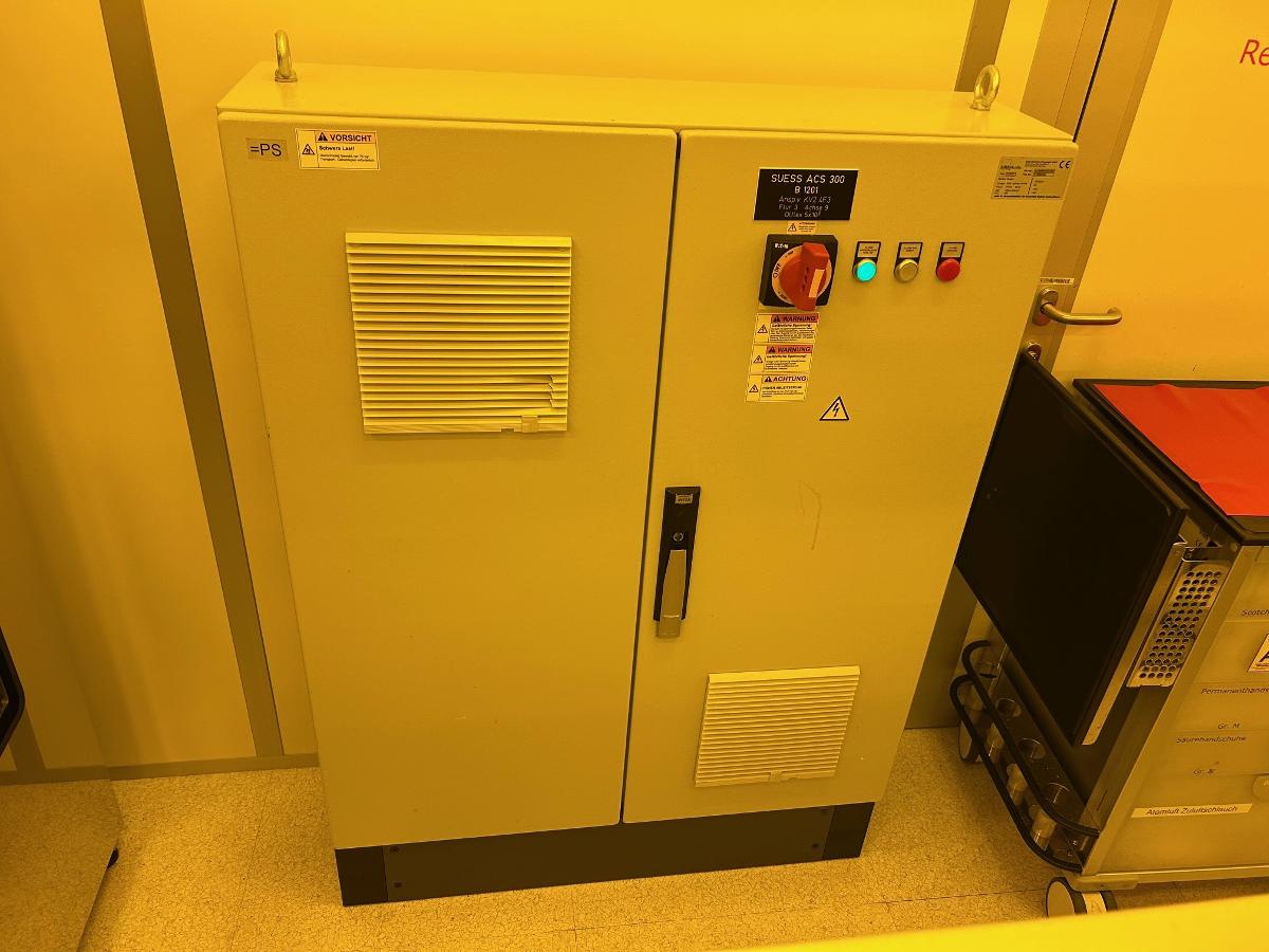 https://www.keySurplus.com/clientresources/84219/84223/36/77436/263303-10-Power-Box_1.jpg