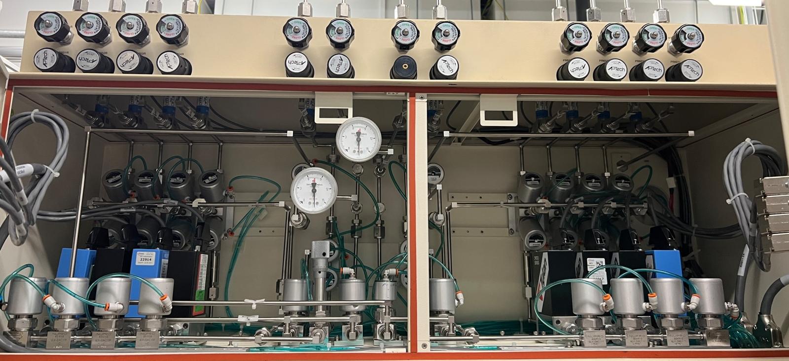 https://www.keySurplus.com/clientresources/84219/84223/36/77436/267620-4-F200M-7D_Gasbox.JPG